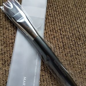 Mary Kay Liquid Foundation Brush